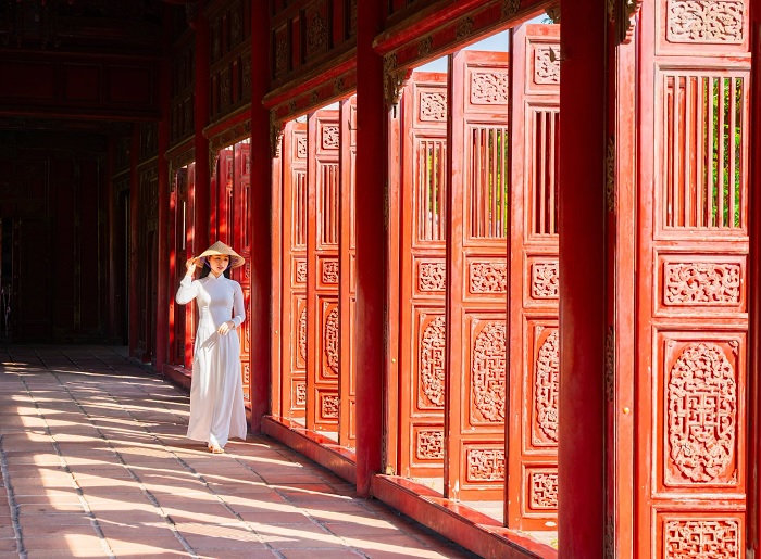 Giá vé điểm du lịch Huế Đại Nội là 200.000 đồng/người