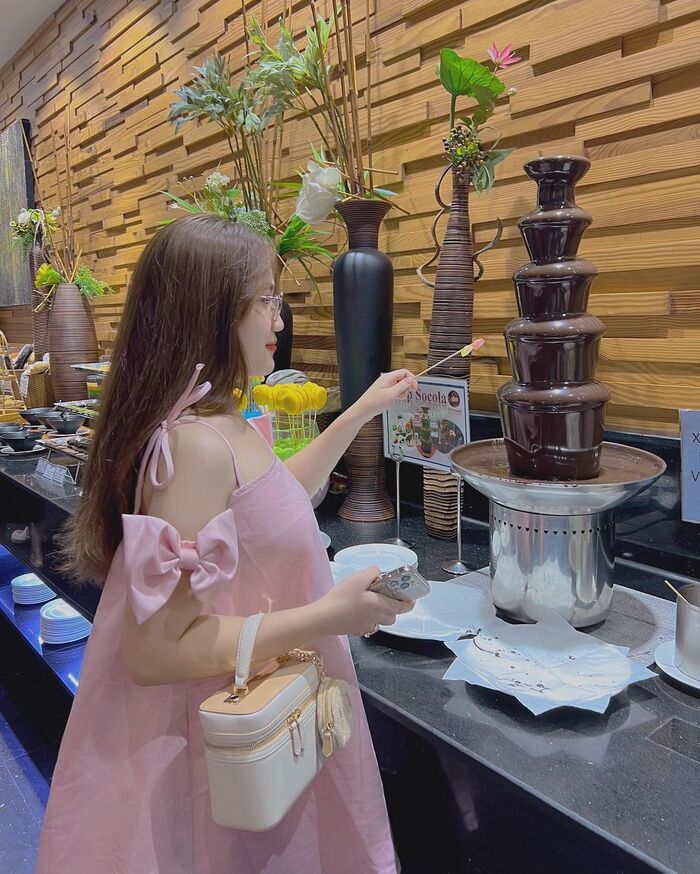 D'Maris Buffet là địa chỉ buffet ngon nổi tiếng ở TP HCM