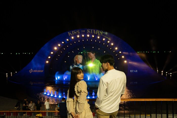 show diễn hoành tráng nhất tại Phú Quốc -  Kiss The Stars tại Sunworld Hòn Thơm