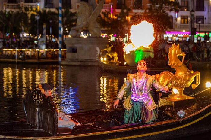 show diễn hoành tráng nhất tại Phú Quốc - Sắc màu Venice tại Grand World