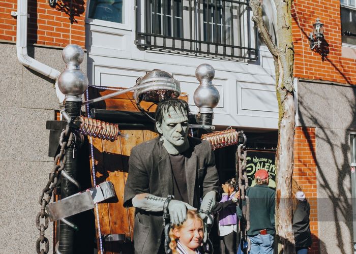 Kinh nghiệm du lịch Salem mùa lễ hội Halloween