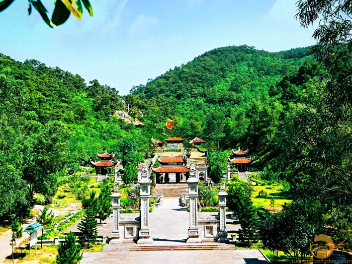 Kinh nghiệm đi chơi rừng phong Chí Linh Hải Dương nhất định phải tới Côn Sơn Kiếp Bạc