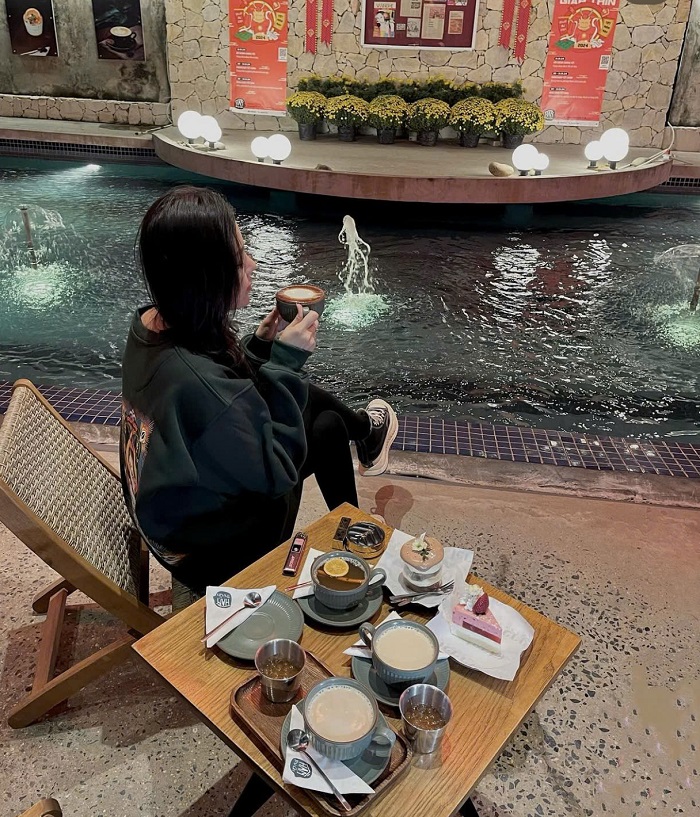 Vừa có ảnh đẹp vừa được chill chill tại quán cà phê sang trọng ở Quận Đống Đa Hà Nội