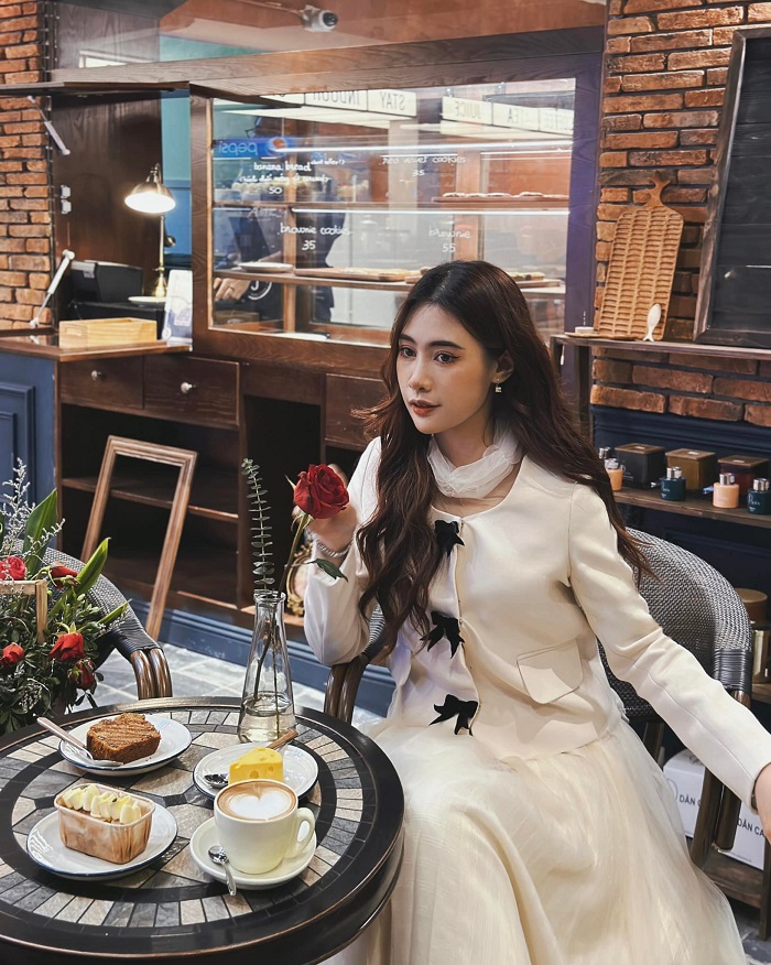 Góc nào tại Quán cà phê sang trọng ở Quận Đống Đa Hà Nội lên ảnh cũng chất lượng