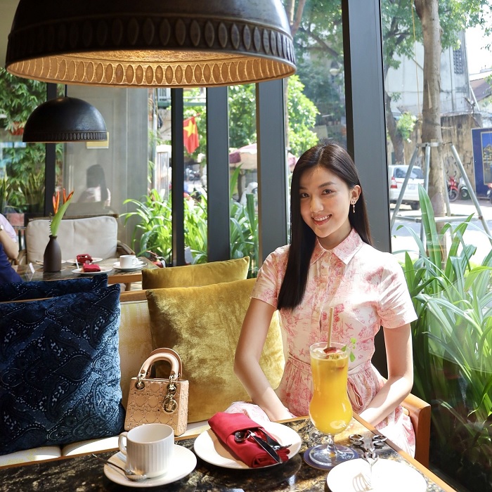 Quán cà phê sang trọng ở Quận Đống Đa Hà Nội nằm ngay sảnh khách sạn