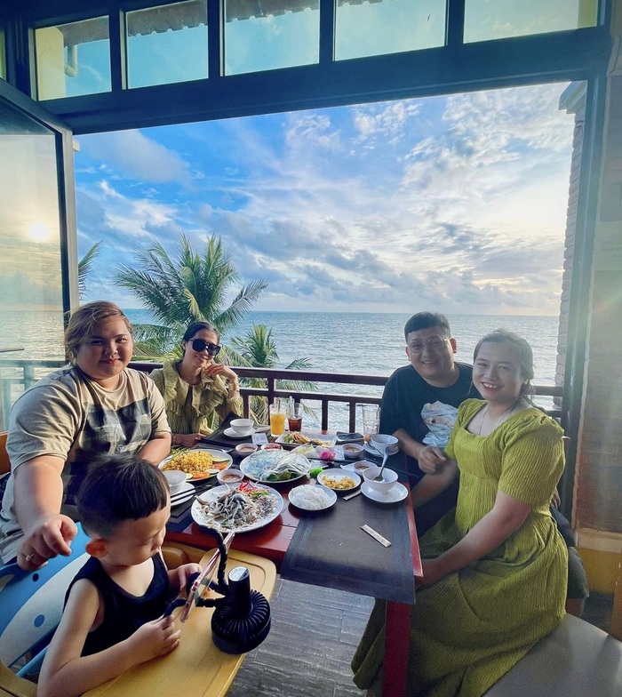 quán gỏi cá trích ngon nổi tiếng ở Phú Quốc - Nhà hàng Xin chào