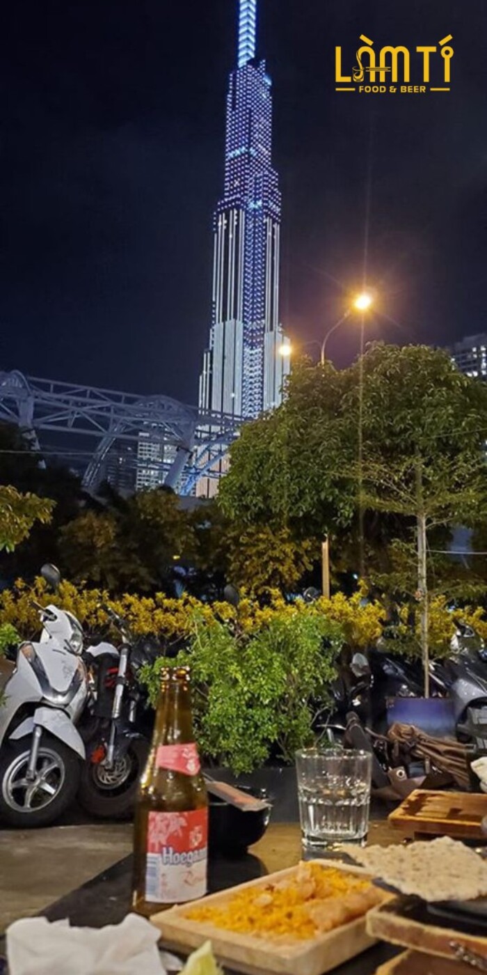 Địa điểm ăn chơi dọc tuyến Metro số 1 - Ăn hải sản & ngắm view Landmark