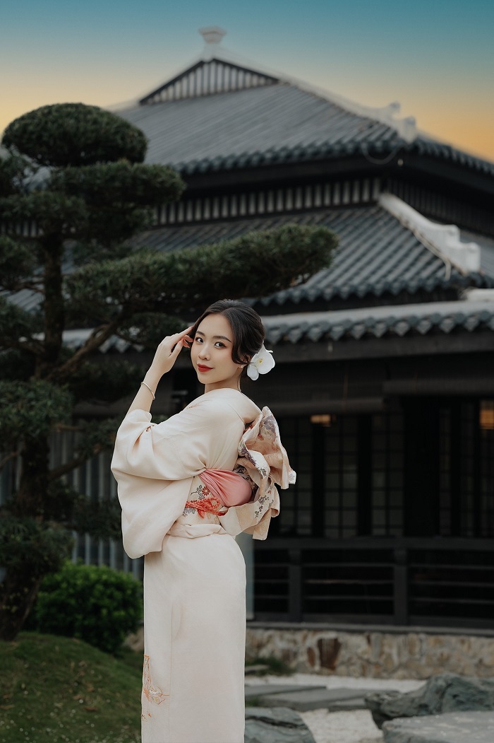 Thưởng thức cà phê và sống ảo tại vườn Nhật - Điểm vui chơi gần Bảo tàng Lịch sử Quân sự Việt Nam