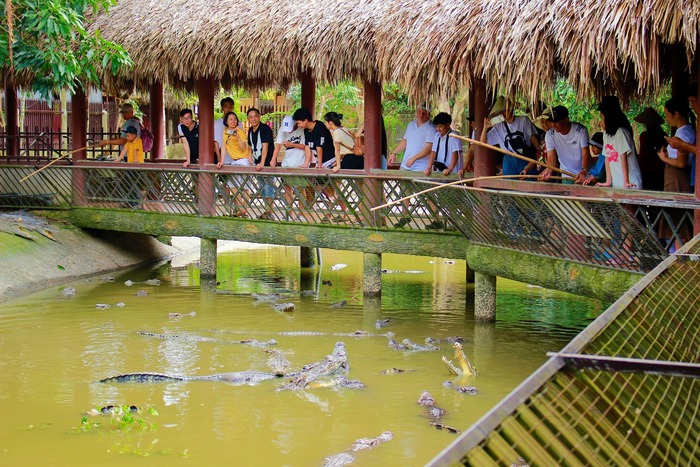 Kinh nghiệm đi khu du lịch Mỹ Khánh Cần Thơ - Tham gia các trò chơi dân giang thú vị