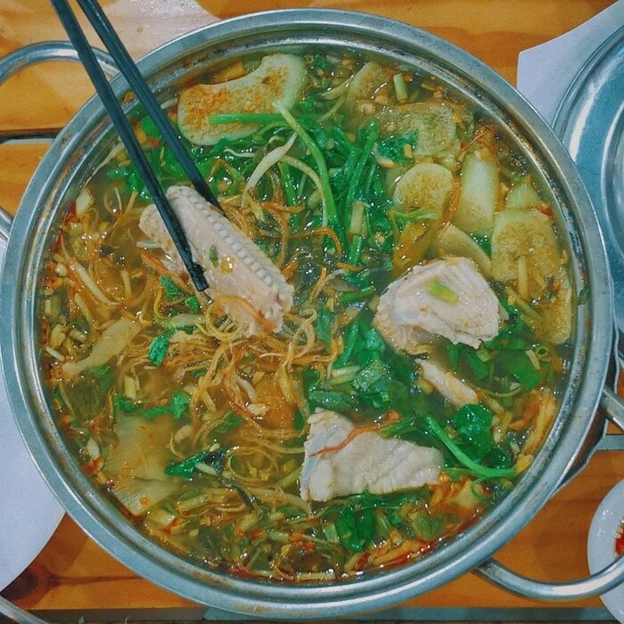 Quán hải sản ngon nổi tiếng ở Vũng Tàu - Lẩu cá đuối 7 Lượm