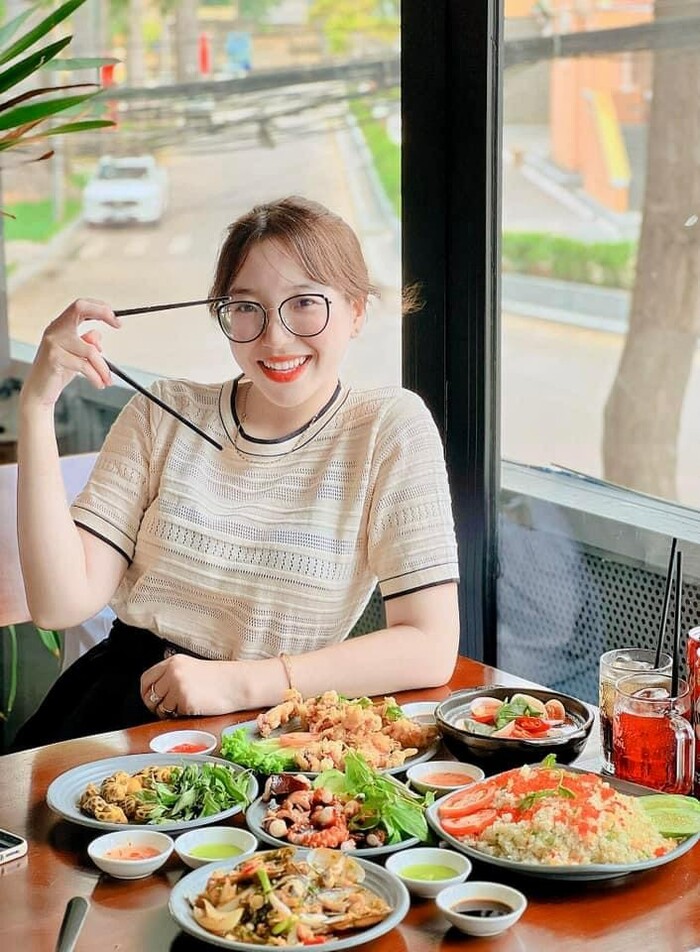 Quán hải sản ngon nổi tiếng ở Vũng Tàu - Quán nướng Cô Nên