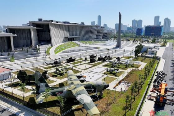 Kinh nghiệm thăm quan Bảo tàng Lịch sử Quân sự Việt Nam Hà Nội