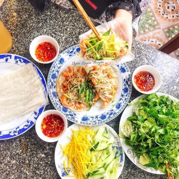 Danh sách quán bánh xèo tôm nhảy ngon tại Quy Nhơn