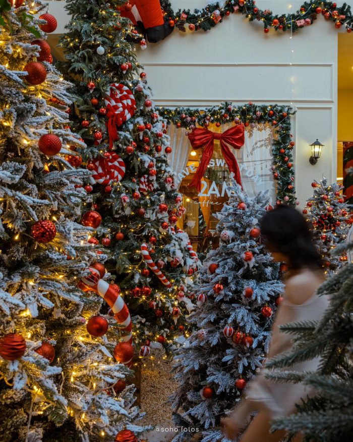 Quán cafe trang trí Giáng Sinh đẹp ở Đà Nẵng Cafeholic