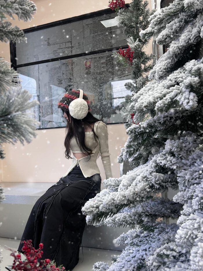 Quán cafe trang trí Giáng Sinh đẹp ở Đà Nẵng Normad Coffee