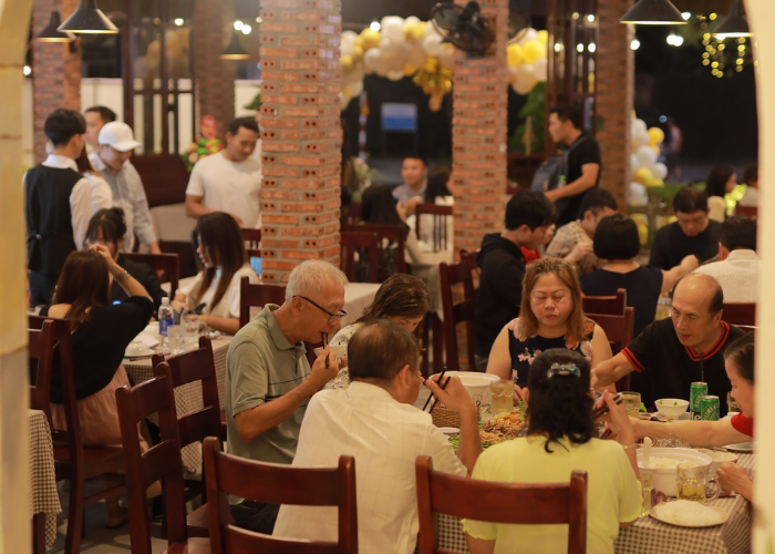 Nhà hàng Hoa Biển Phú Quốc là lựa chọn lý tưởng cho cả gia đình với nhiều thế hệ