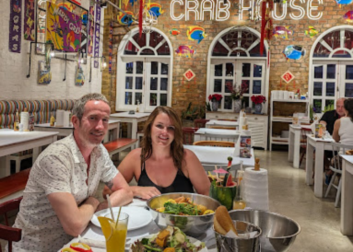 Crab House là một trong những nhà hàng view biển Phú Quốc được nhiều du khách lựa chọn nhờ sự độc đáo trong hương vị và cách chế biến