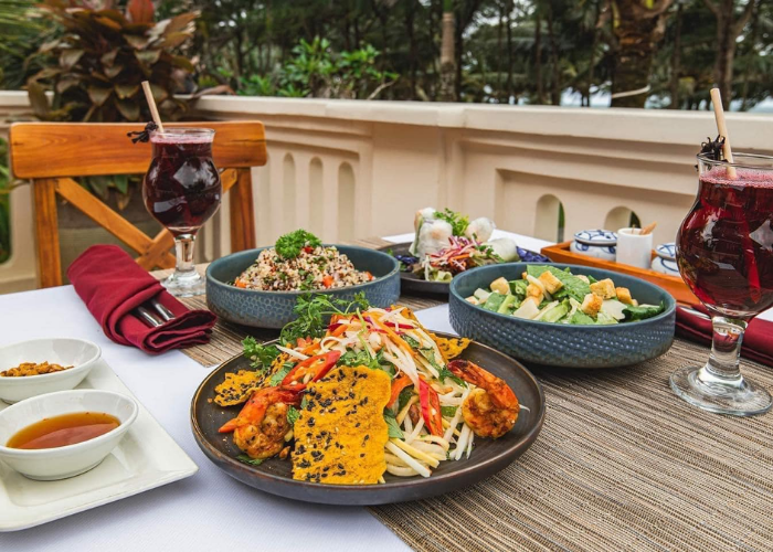 Thực đơn tại The Spice House Restaurant at Cassia Cottage là sự kết hợp giữa nhiều nền ẩm thực trên thế giới