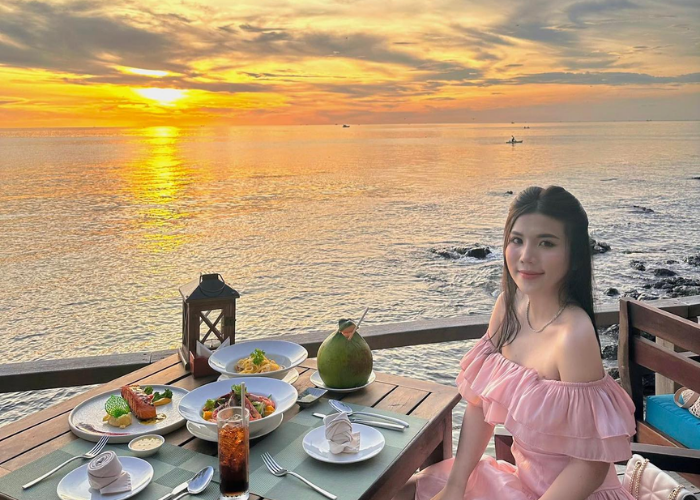 Nhà hàng view biển Phú Quốc này có vô vàn góc check-in “sống ảo” cho bạn lựa chọn