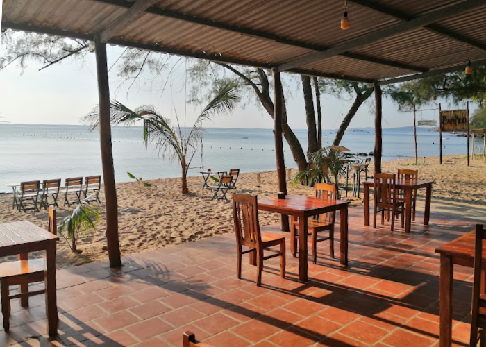 Toàn cảnh không gian nhà hàng view biển Phú Quốc - Bamboo Restaurant 