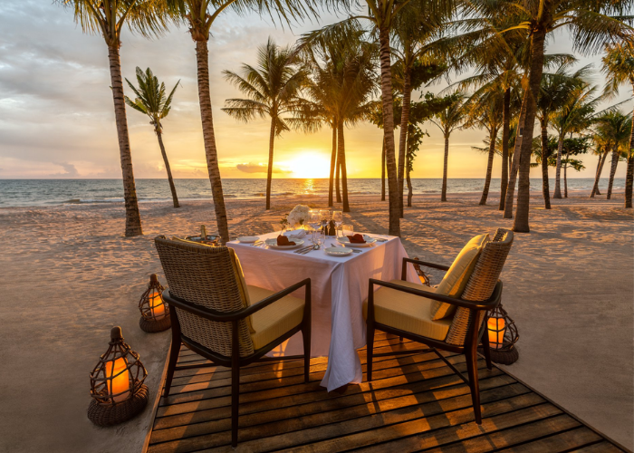 Khu vực ăn trên biển đầy riêng tư tại nhà hàng view biển Phú Quốc Sea Shack