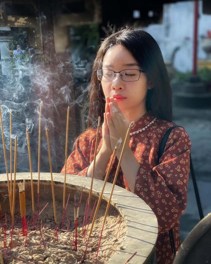 Địa điểm đi chơi Tết ở TP HCM - Cầu duyên, cầu an tại các ngôi chùa linh thiêng Địa điểm đi chơi Tết ở TP HCM - Cầu duyên, cầu an tại các ngôi chùa linh thiêng