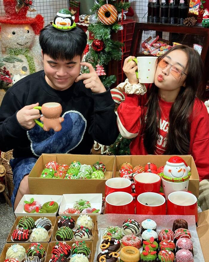 Quán cafe trang trí giáng sinh ở TP HCM - Cái Tiệm Cà Phê