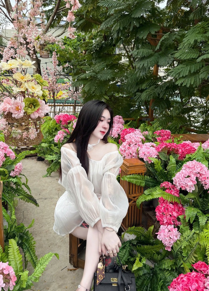 Quán cafe trang trí giáng sinh ở TP Thủ Đức - Tiệm trà Kimwon