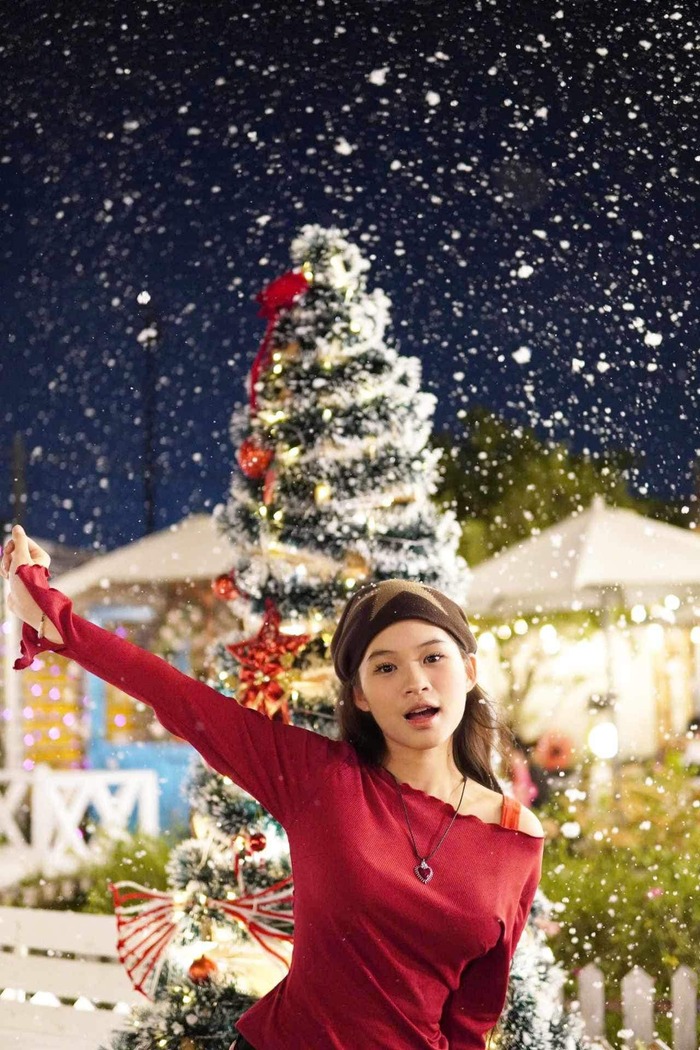 Quán cafe trang trí giáng sinh ở TP Thủ Đức - Jeunesse Dalat Chill