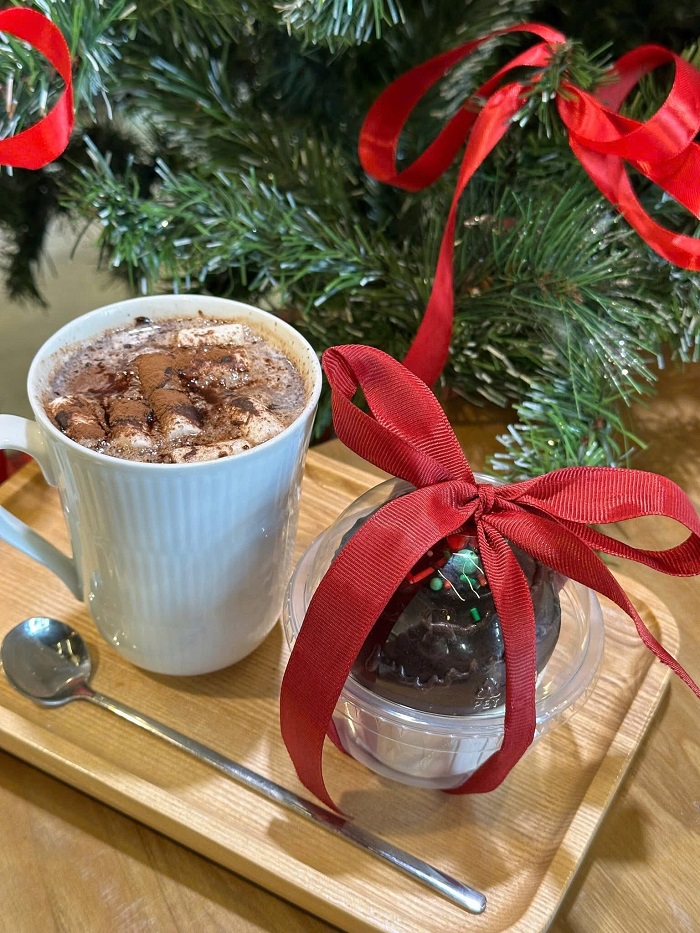 Không khí Noel khiến các nàng thích mê tại Quán cafe trang trí Noel ở Hà Nội mới nhất
