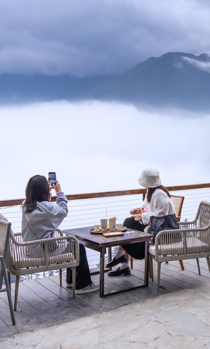Quán cafe view đẹp ở Sapa nằm gần nhiều điểm du lịch