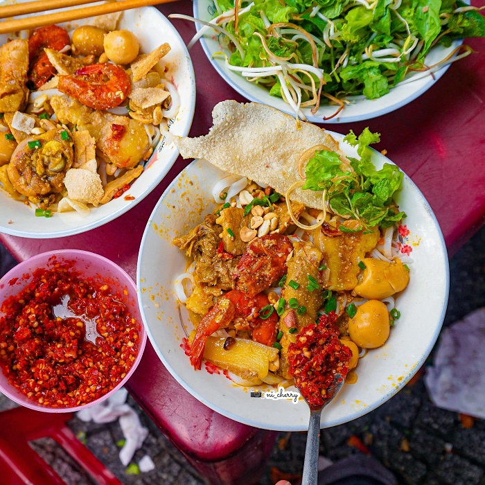 Quán mì quảng ngon ở Đà Nẵng nhìn thôi đã thấy thòm thèm rồi