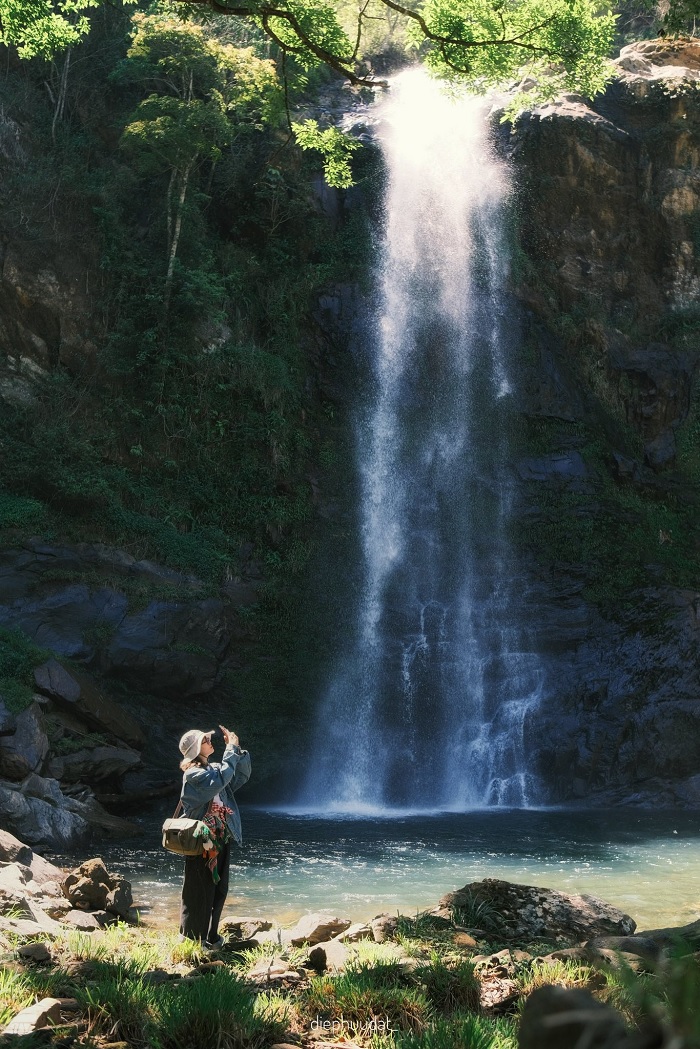 Thác Chua Tỳ Sơn La nằm ở Xím Vàng, một nơi chưa được nhiều người biết tới