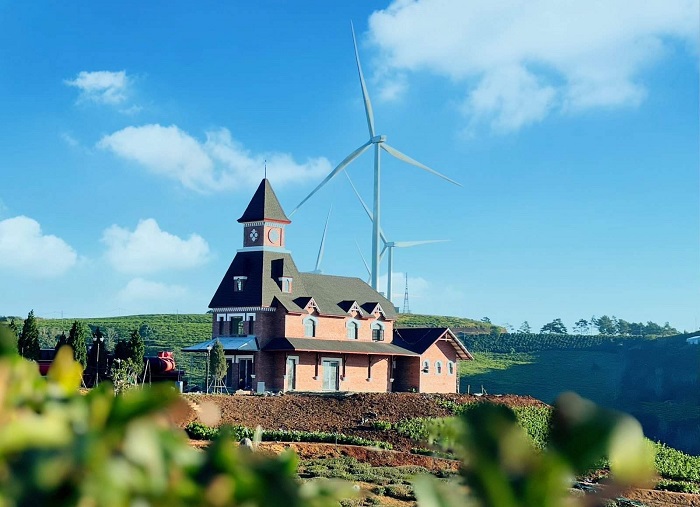 Khung cảnh như trời Âu tại Vườn Châu Âu Đà Lạt