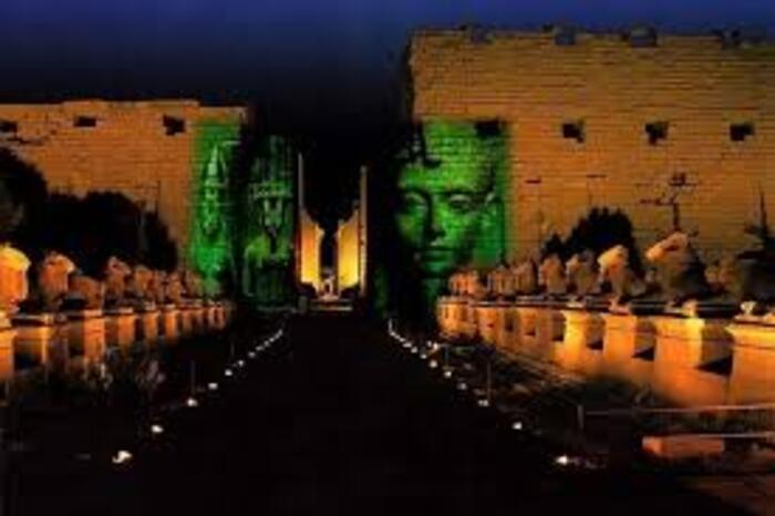“Sound and Light Show” tổ chức tại đền Karnak Ai Cập