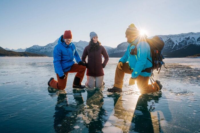 Du lịch Canada mùa đông - Chiêm ngưỡng các hồ, thác đóng băng