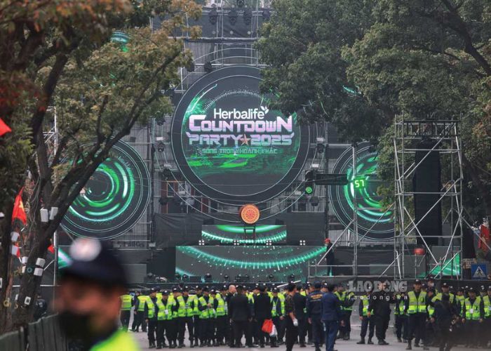 Sự kiện countdown tại Quảng trường Đông Kinh Nghĩa Thục