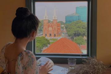 4 quán cafe view Nhà thờ Đức Bà Sài Gòn đang HOT check in mùa Giáng sinh