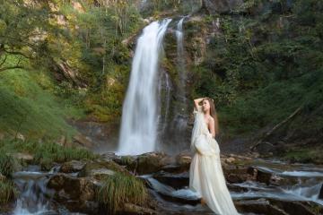 Thác Chua Tỳ Sơn La: Con thác mới toanh như nàng thiếu nữ ngủ say trong rừng