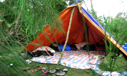 Cuối tuần l&agrave;m Robinson tr&ecirc;n đảo C&ocirc; T&ocirc; Con