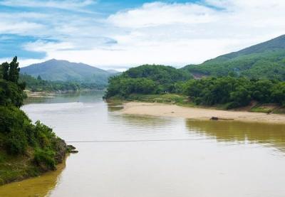 Sông Thu Bồn - Bức tranh thủy mặc