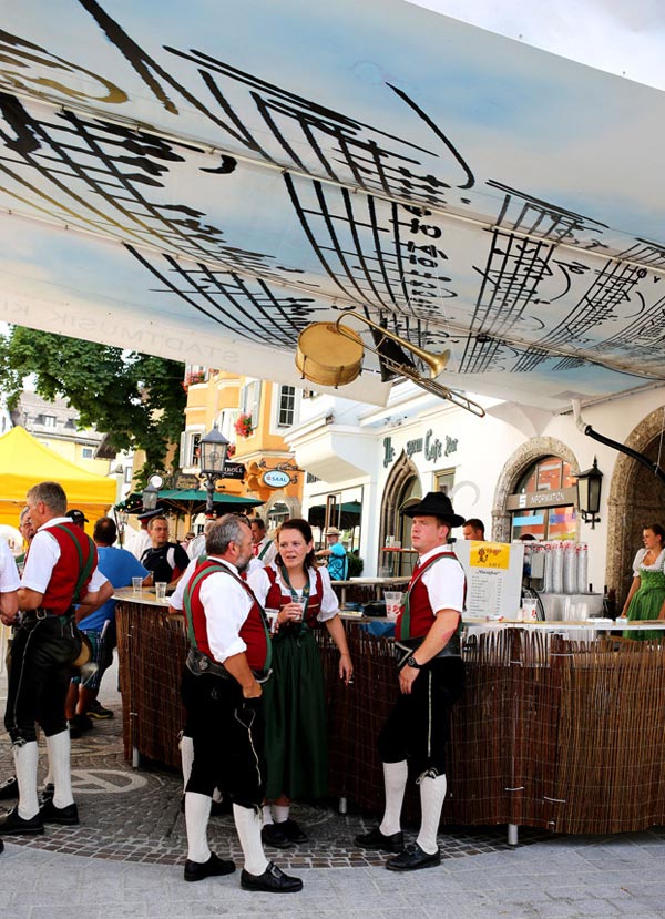 Đặc sắc lễ hội miền qu&ecirc; truyền thống ở &Aacute;o