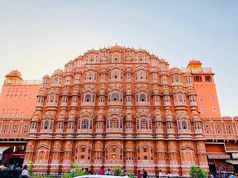 Hawa Mahal - công trình kiến trúc nổi tiếng nhất bang Rajasthan, Ấn Độ. 