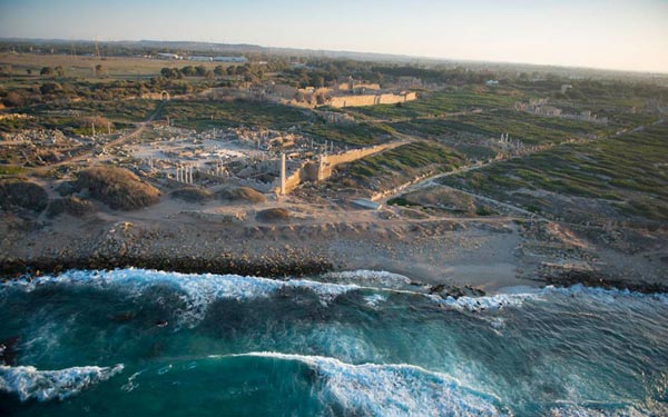 Đi t&igrave;m t&agrave;n t&iacute;ch La M&atilde; ở Bắc Phi