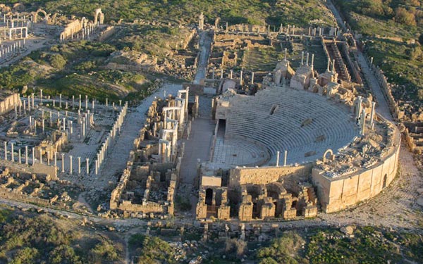 Đi t&igrave;m t&agrave;n t&iacute;ch La M&atilde; ở Bắc Phi