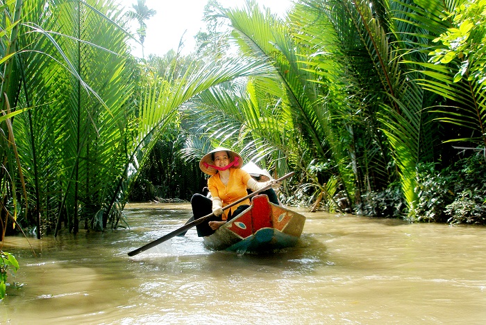 Lênh đênh trên những con ghe