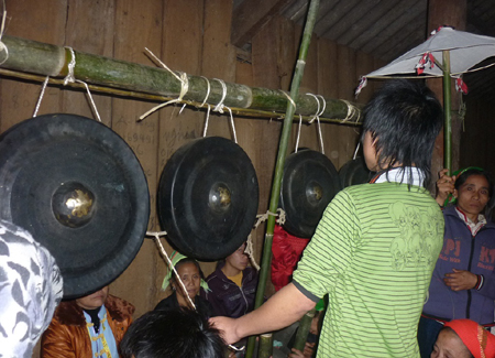 N&eacute;t đẹp văn h&oacute;a ở Miền t&acirc;y Nghệ An trong lễ hội Xăng Khan