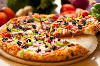Pizza món ăn nổi tiếng ở Milan Ý