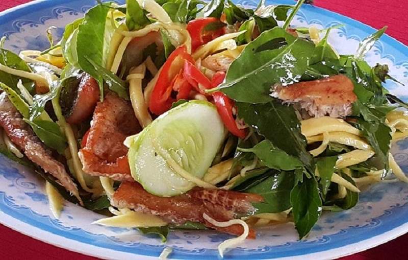 Gỏi sầu đ&acirc;u c&aacute; l&ograve; tho t&ocirc;m thịt