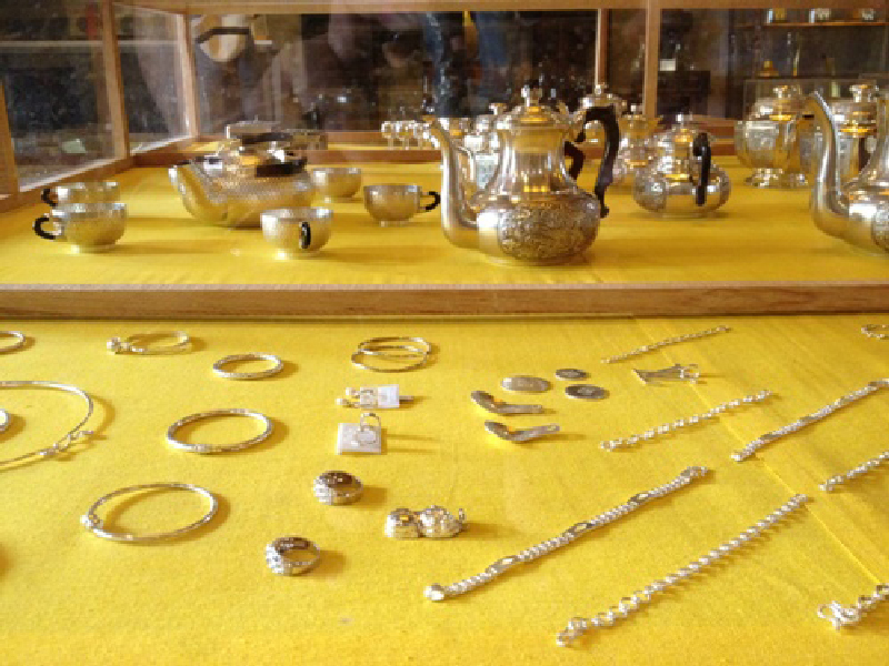 Tới miền đất cố đô ghé thăm 7 làng nghề truyền thống nổi tiếng